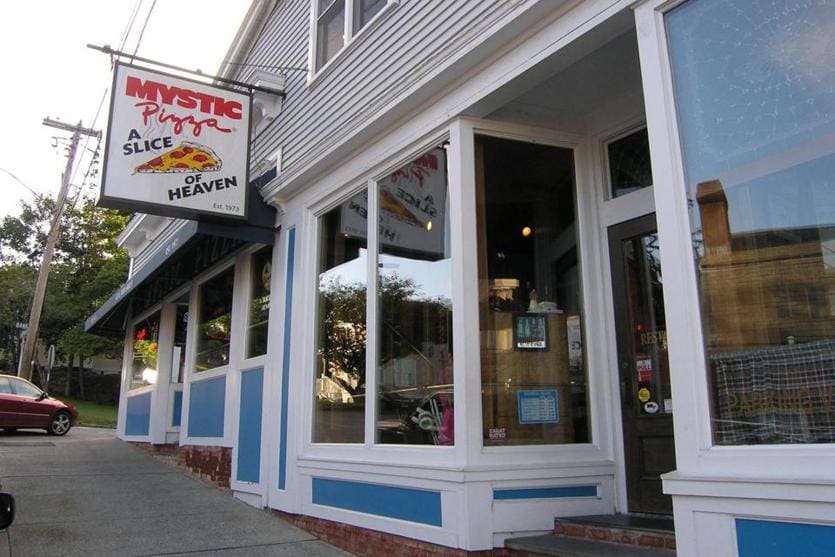 mystic pizza real life location