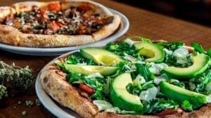 new york vs california pizza marriage story